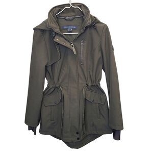 French Connection Women's XS Cinch Waist Softshell Hooded Raincoat Olive Green